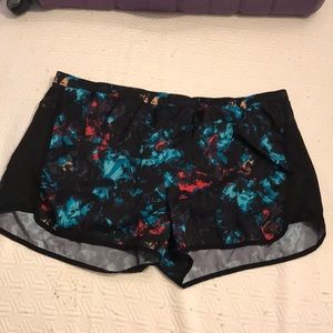 • soft and comfy and the elastic is in great condition